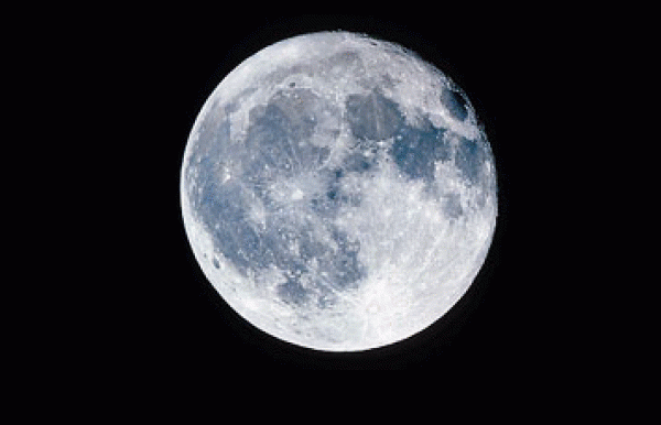 IKmagem da Lua vista da Artemis 2